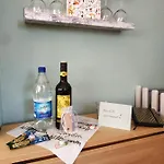 Holiday home Projekt Am Inkl, W-lan, Betwaesche Und Netflix, Fellnasen Willkommen Jurgenshagen