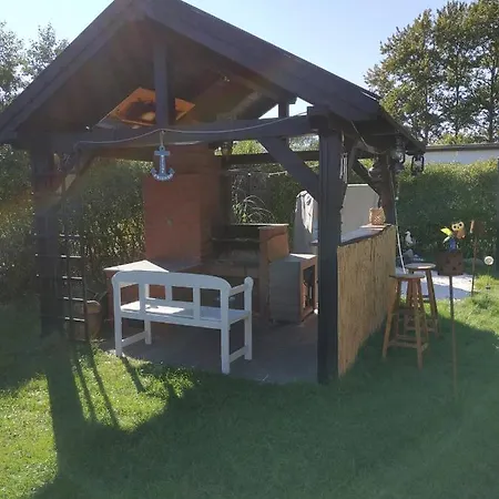 Projekt Am Inkl. W-lan, Betwaesche Und Netflix * Jurgenshagen